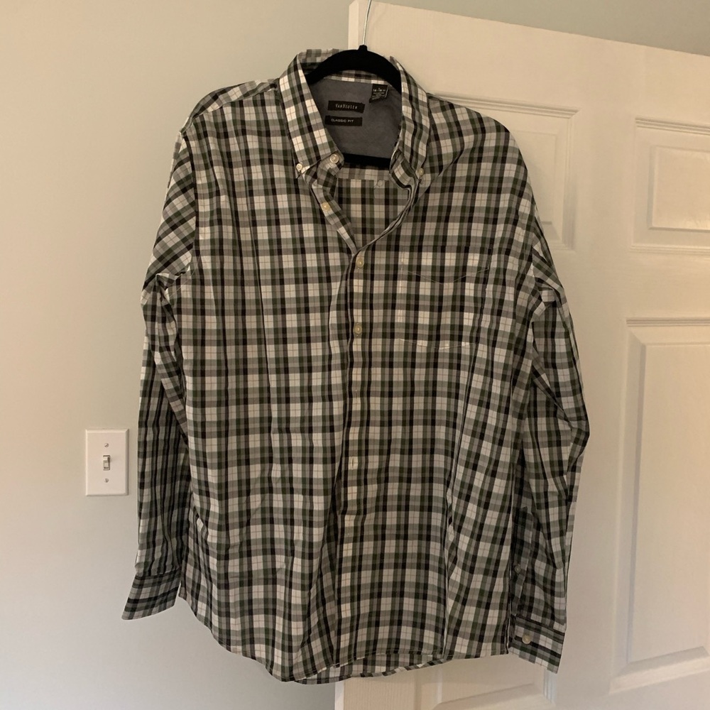 Men’s button down plaid shirt